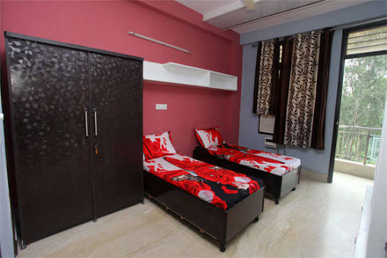 Comfortable and safe bedroom at Sai Kriti Girls PG
